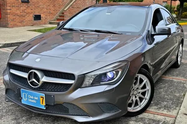 Mercedes-Benz Clase CLA 1.6 Limited Plus — vista principal