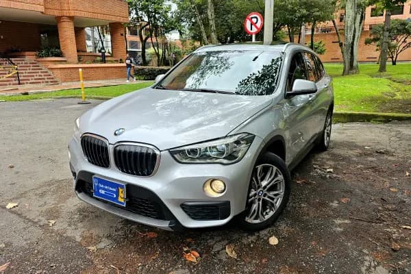 BMW X1 2.0 F48 Sdrive 20i — vista principal
