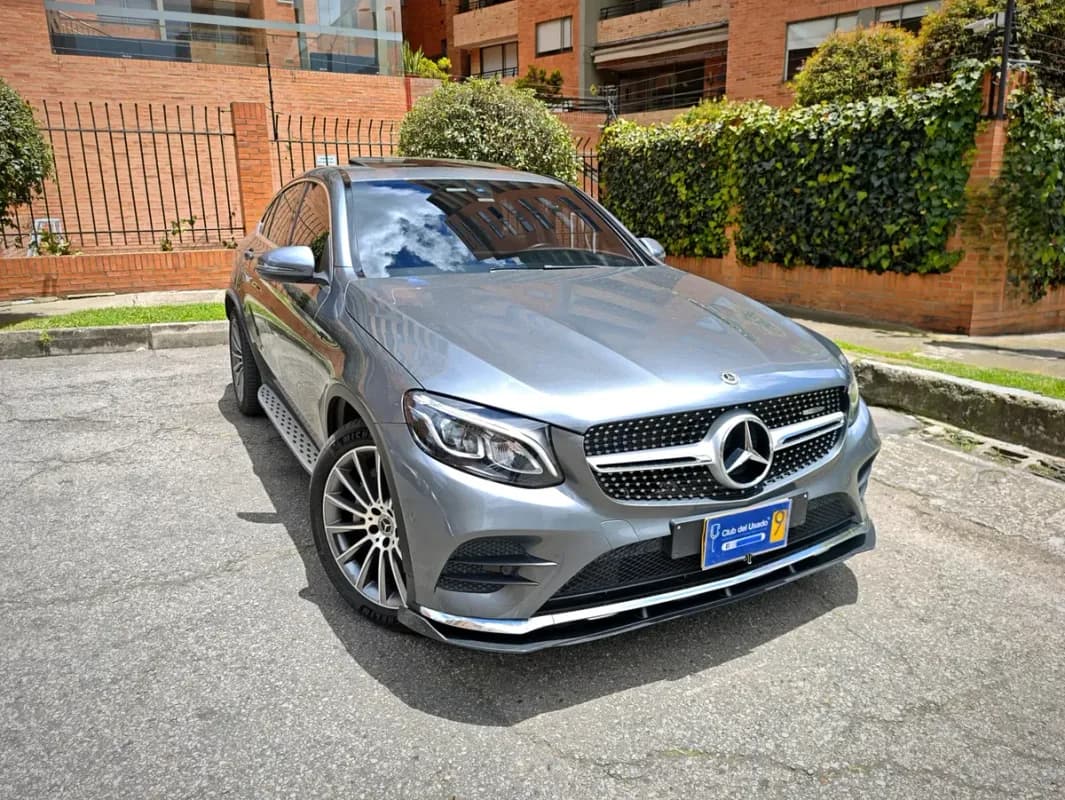 Mercedes-Benz Clase GLC 2.0i 4Matic Coupe 250s — vista principal