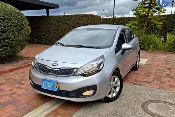 Kia Rio Ub 1.4i Sedan At — vista principal