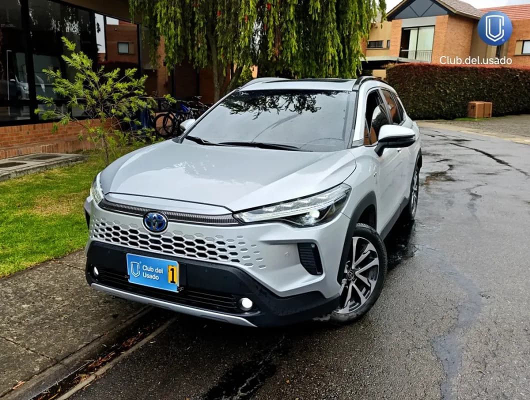 Toyota Corolla Cross 1.8 Hev Seg Cvt — vista principal